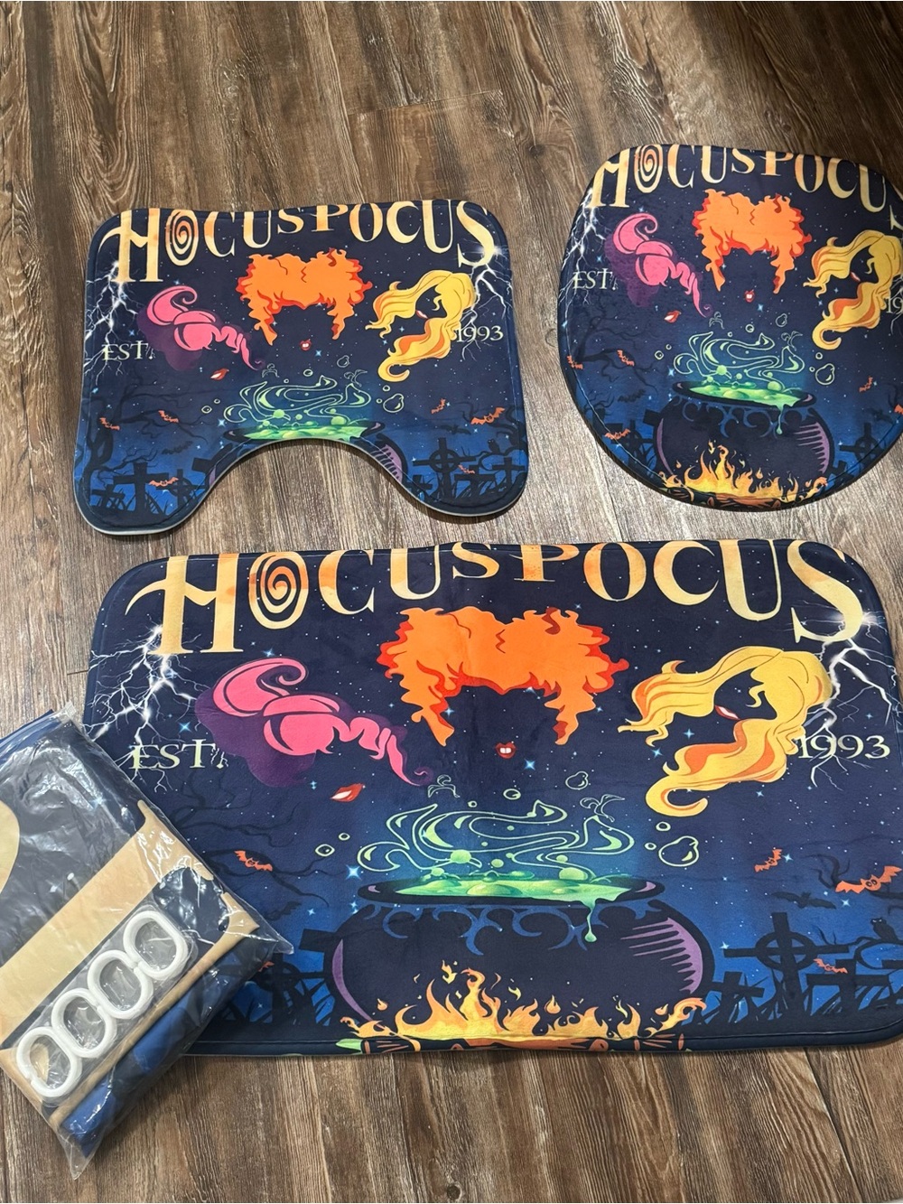 Hocus Pocus Themed Bathroom Shower/Mat Set – Navy, Orange & Yellow